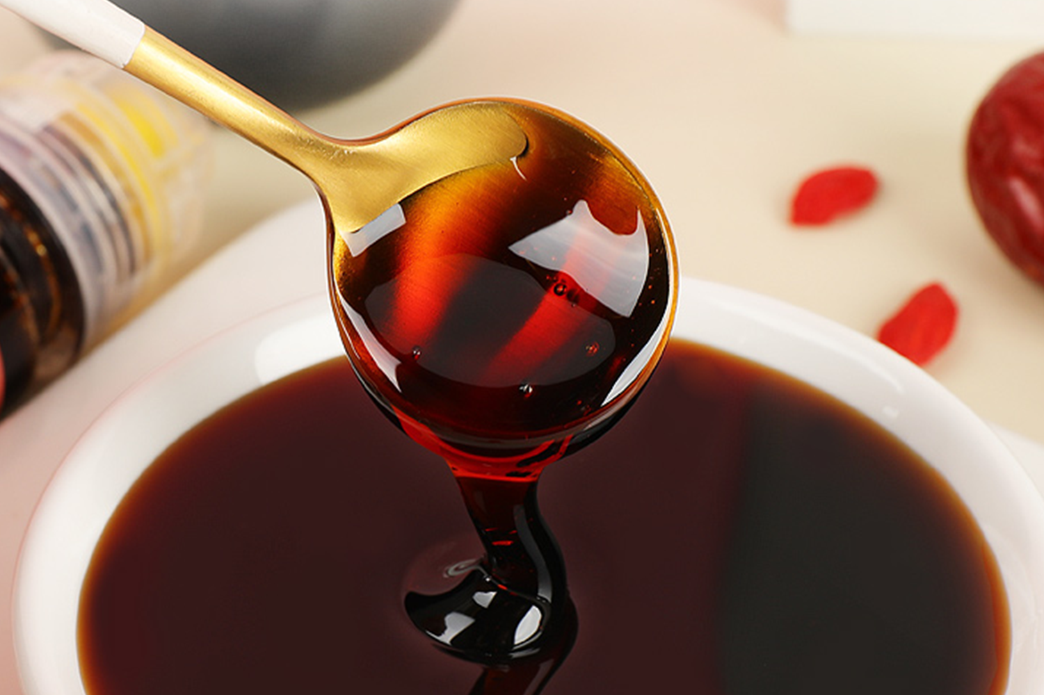 慢養(yǎng)之道：千年膏方智慧解鎖現(xiàn)代人健康困局